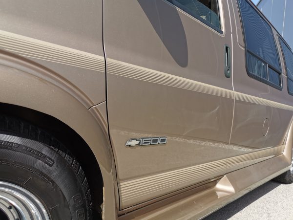 Chevrolet Express Van – Bild 16