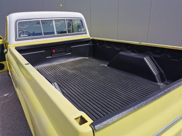 Chevrolet C20 Truck Pick up MoonEyes – Bild 6